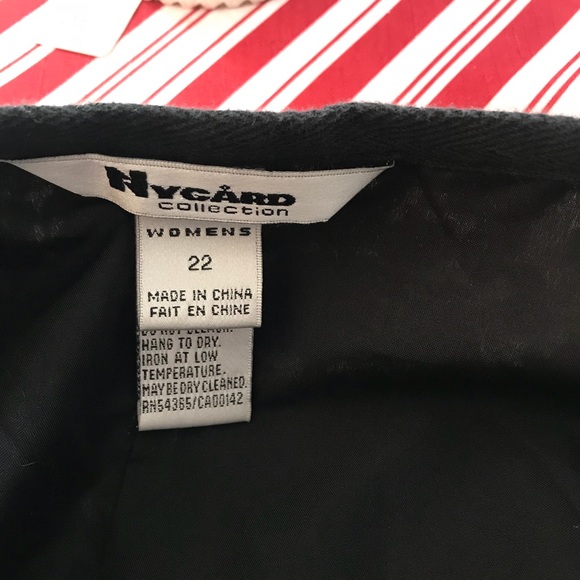 Adorable Plus Size Skirt - Picture 5 of 6